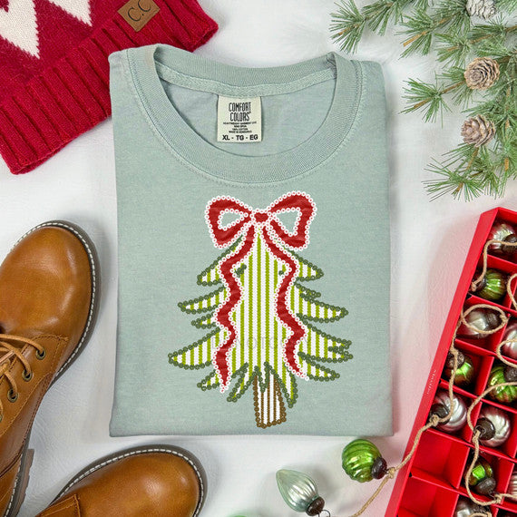 Christmas Tree • ADULT Comfort Color T-Shirt